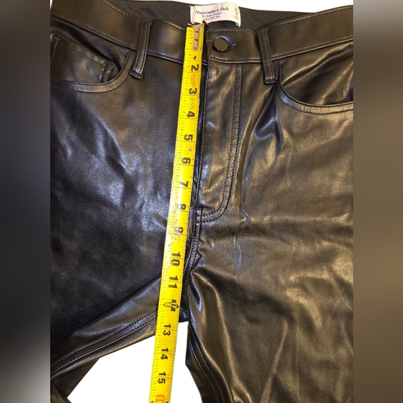 Abercrombie & Fitch Women’s Faux Leather Ankle Straight Pants Black Size 27 / 4 - Picture 6 of 11